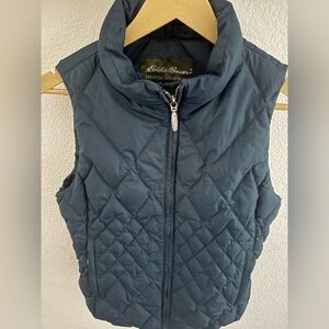 Eddie Bauer Women's Quilted Vest - Charcoal Blue